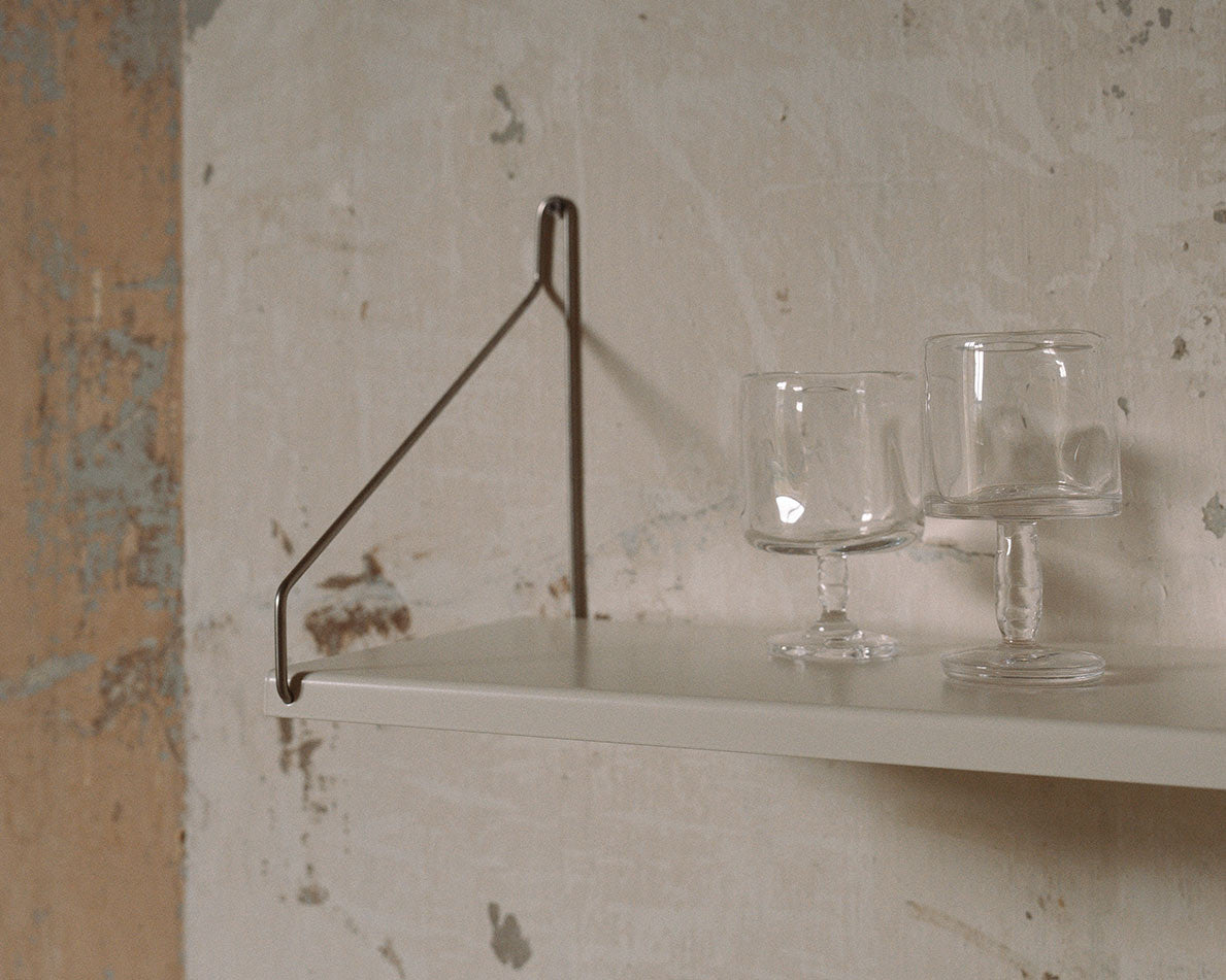 FRAMA - Single Shelf | Warm White Steel | D20 / W40