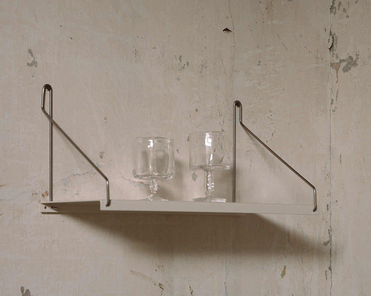 FRAMA - Single Shelf | Warm White Steel | D20 / W40