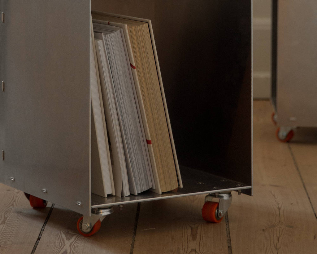 FRAMA - Rivet Cart | Aluminum