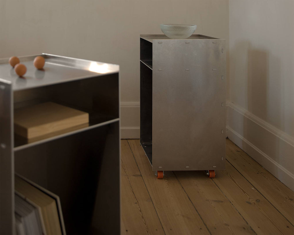 FRAMA - Rivet Cart | Aluminum