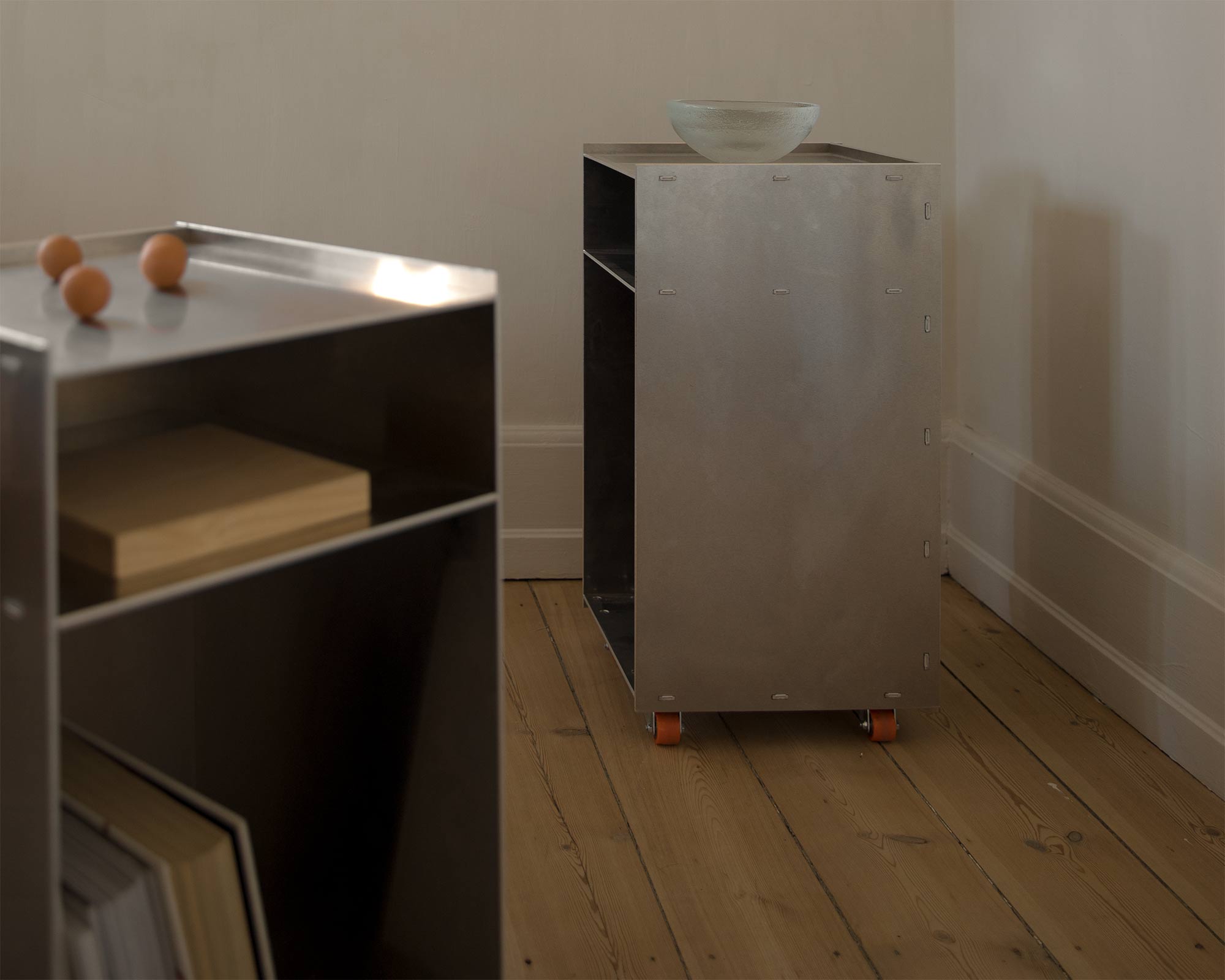 FRAMA - Rivet Cart | Aluminum