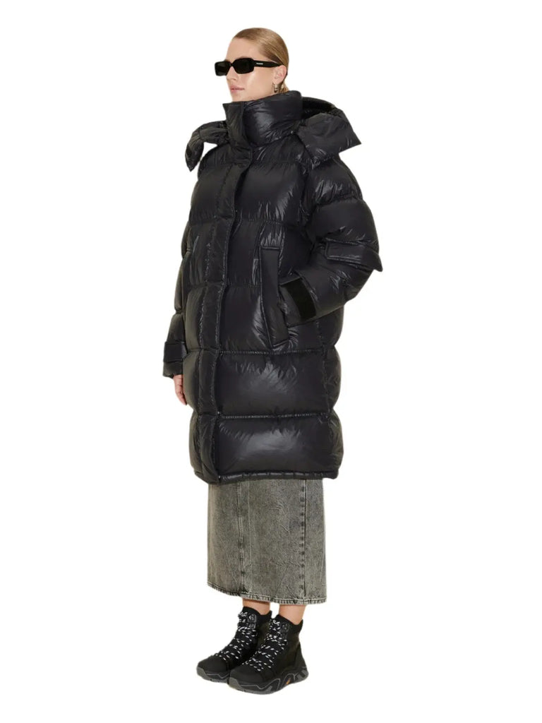 Steilia Down Jacket Black Holzweiler