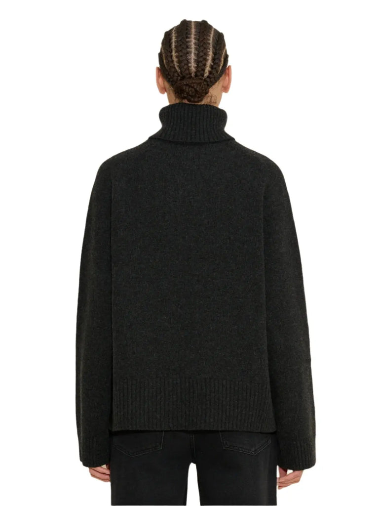 W. Lambswool Knit Turtle Dk. Grey Holzweiler