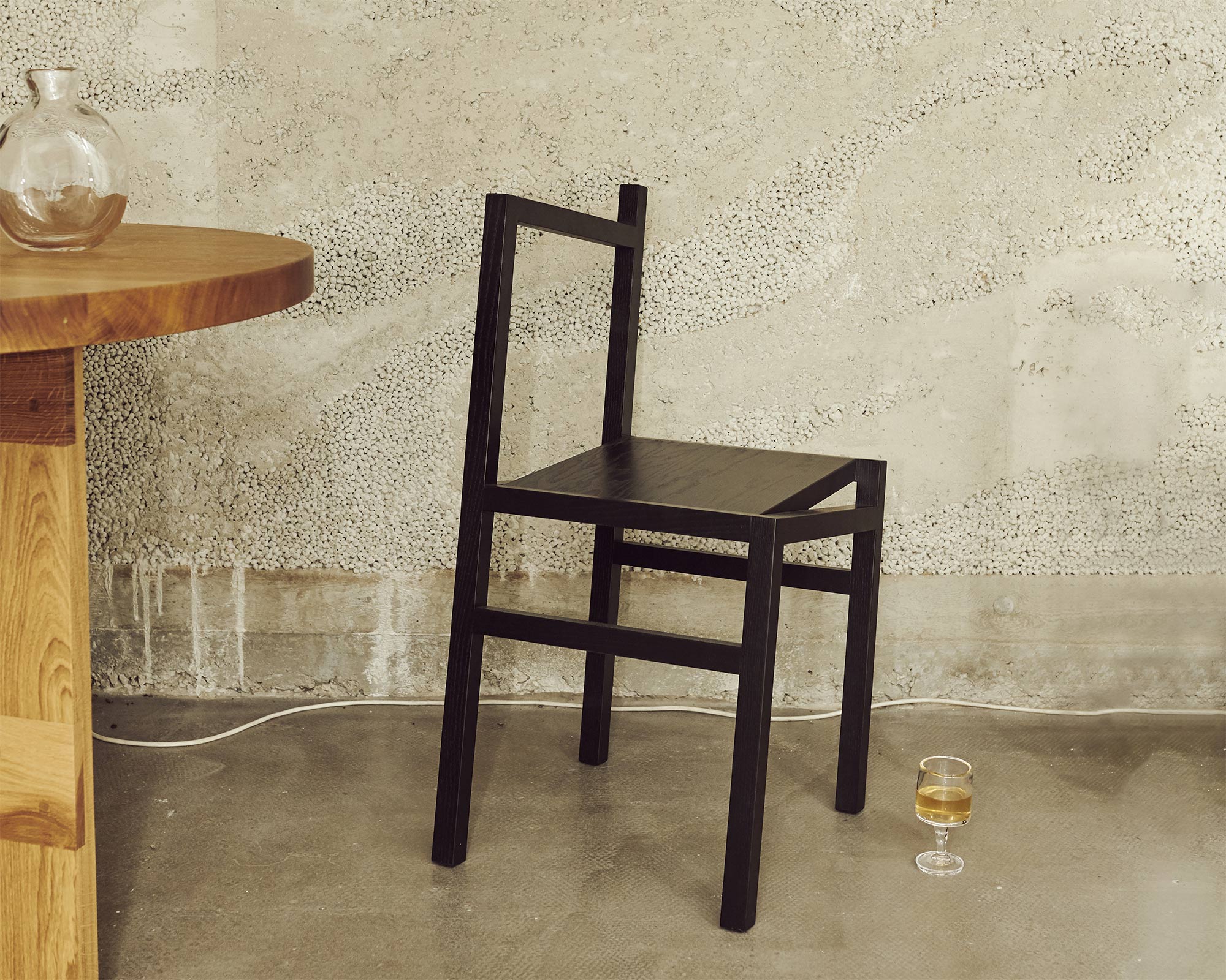 FRAMA - 9.5° Chair | Black Ash