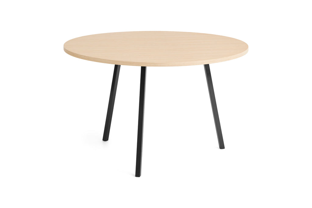 Loop Stand Round Table HAY