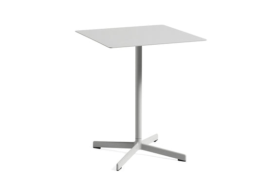 Neu Table HAY