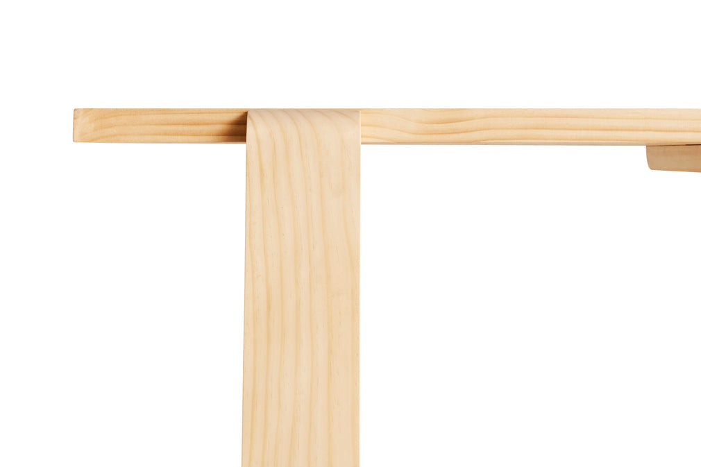 Weekday Table HAY