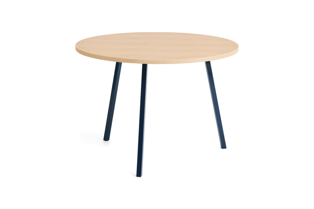Loop Stand Round Table HAY