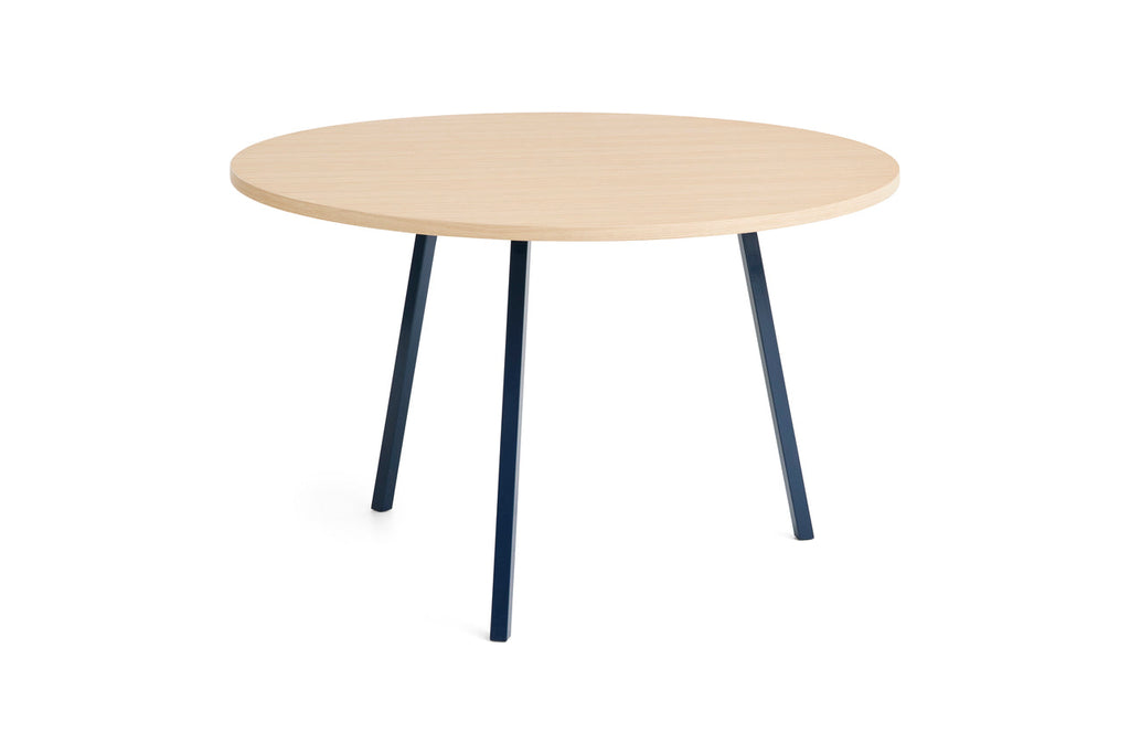 Loop Stand Round Table HAY