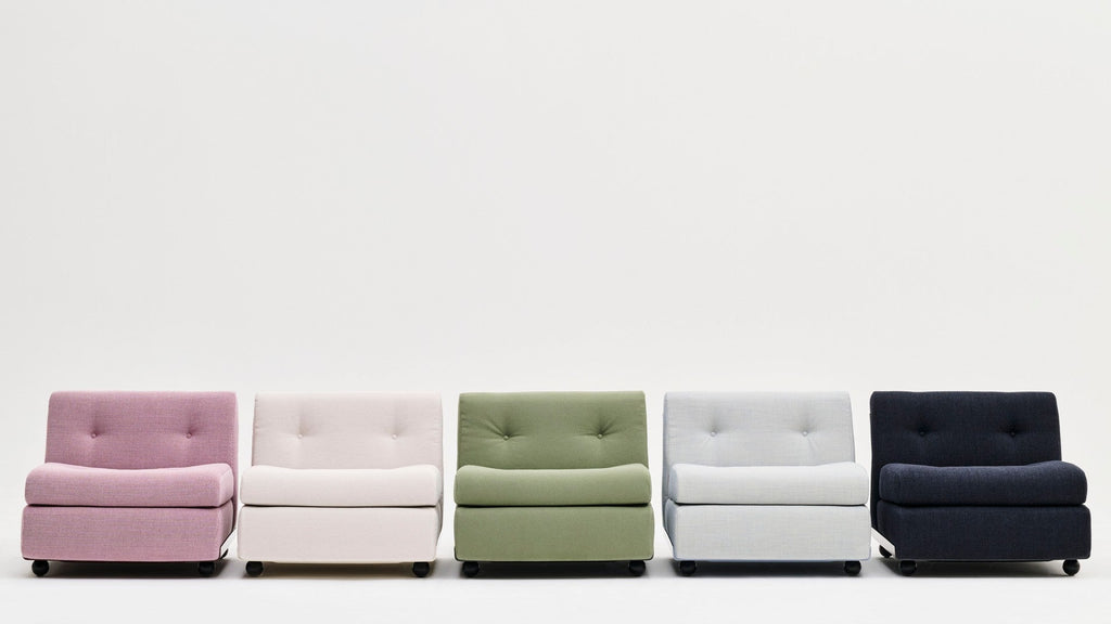 AMANTA  SEATER BURGUNDY RED SHELL-UPHOLSTERY-YUMA-1851 HAY