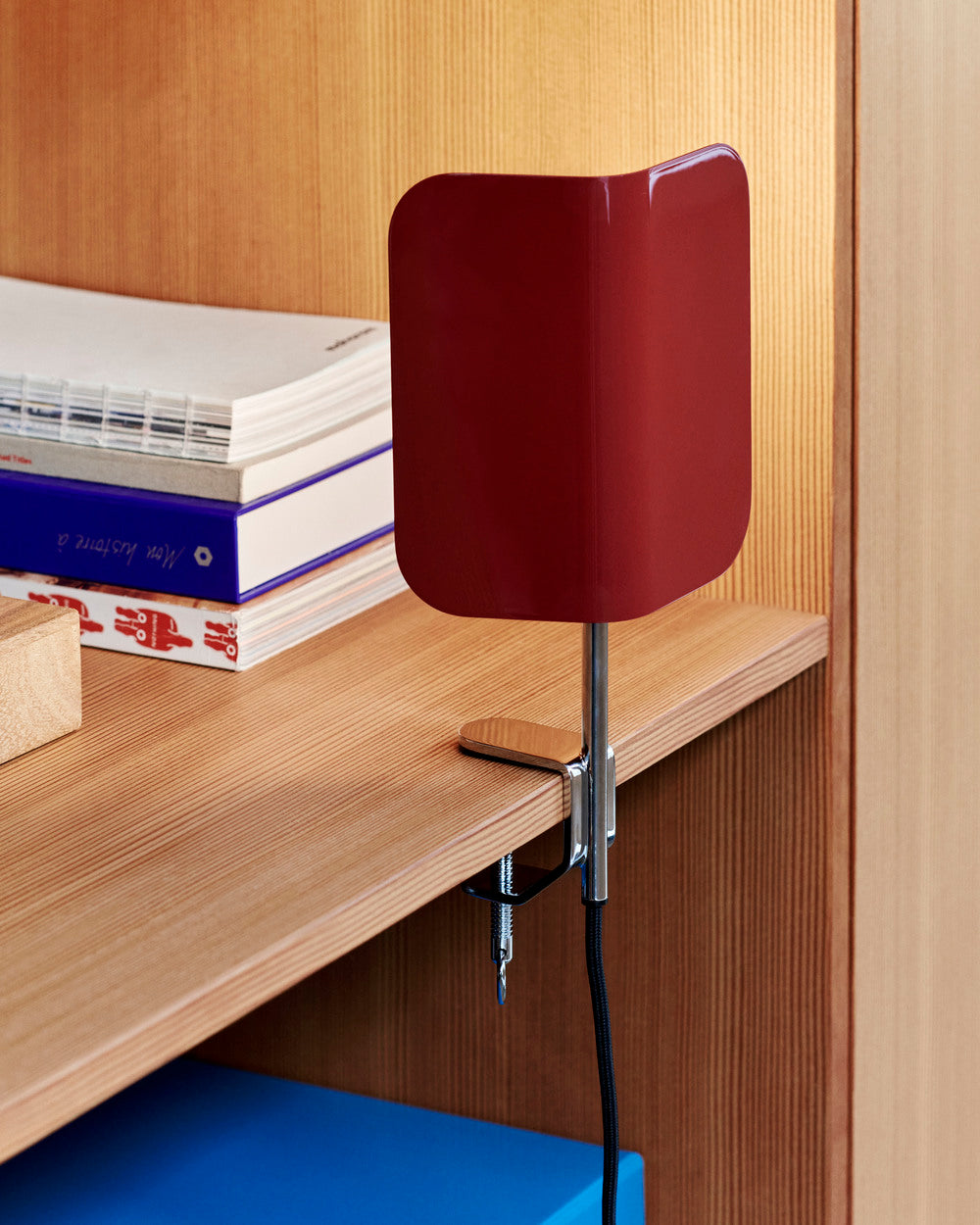 Apex Clip Lamp HAY