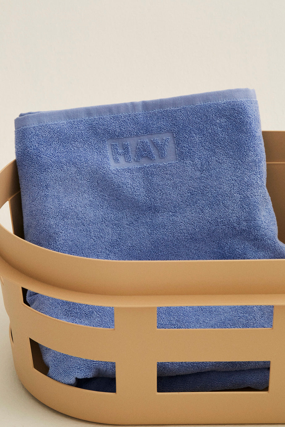Mono Bath Towel HAY