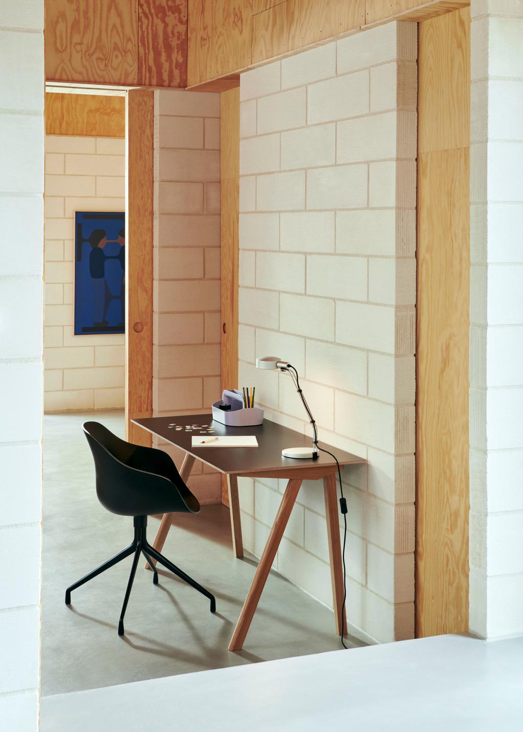 CPH 90 2.0 Desk HAY