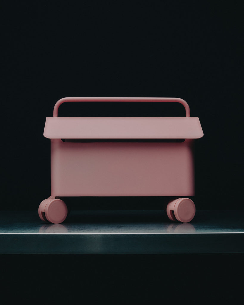 Cable Villa - Bubble Gum Pedestal