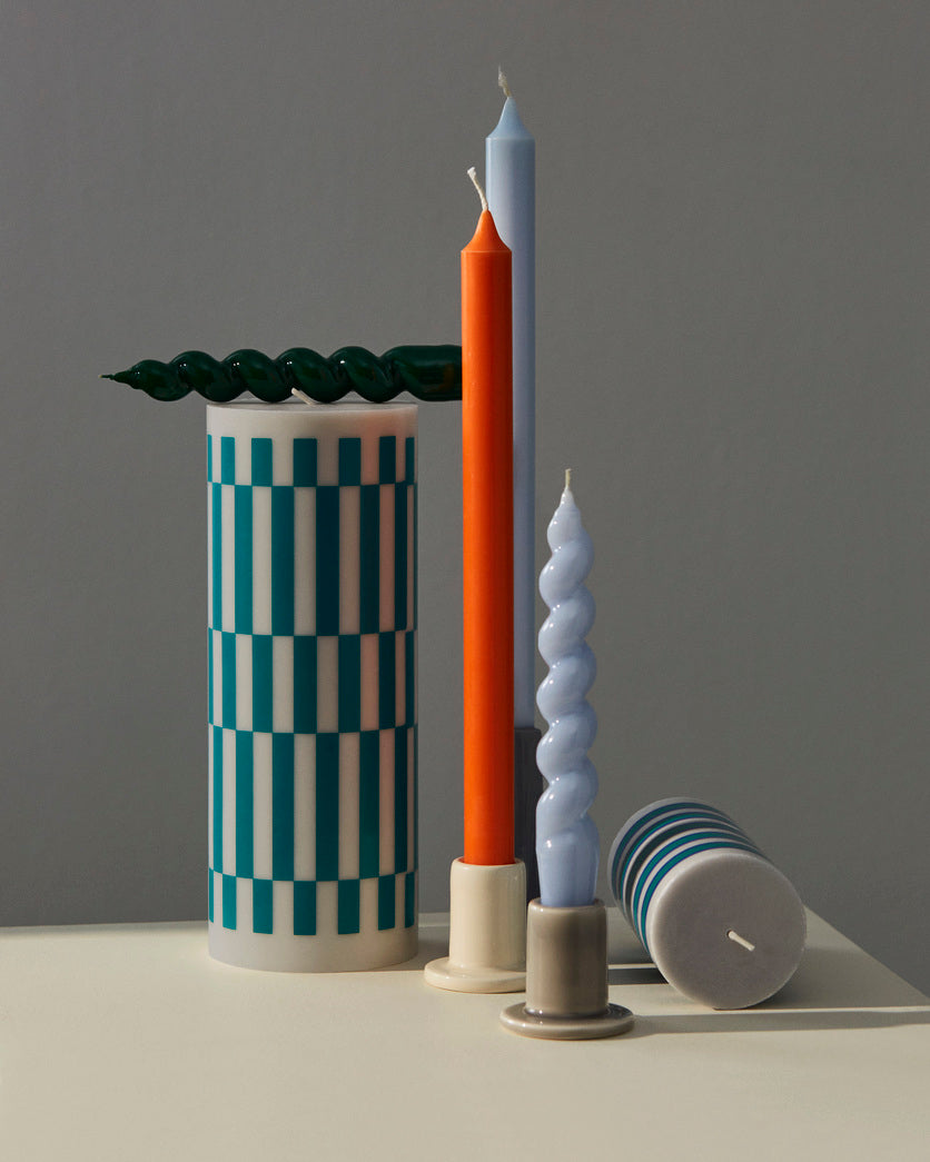Gradient Candle HAY