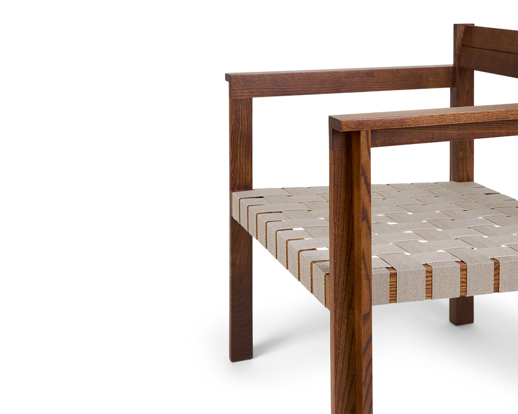 FRAMA - Symmetry Easy Chair | Honey Ash Wood / Oat Fabric FRAMA