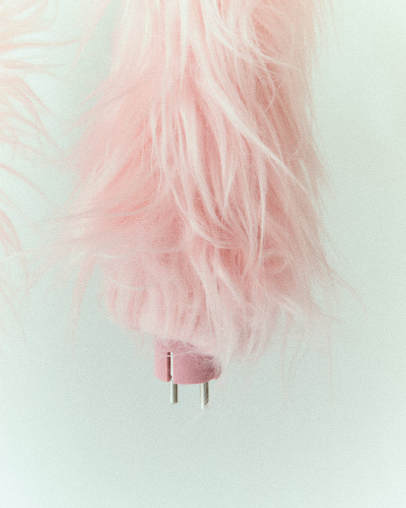 FURRY - Bubble Gum Pedestal