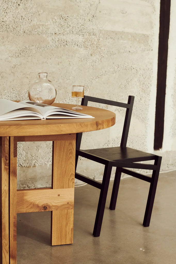 9.5° Chair | Black Ash Frama