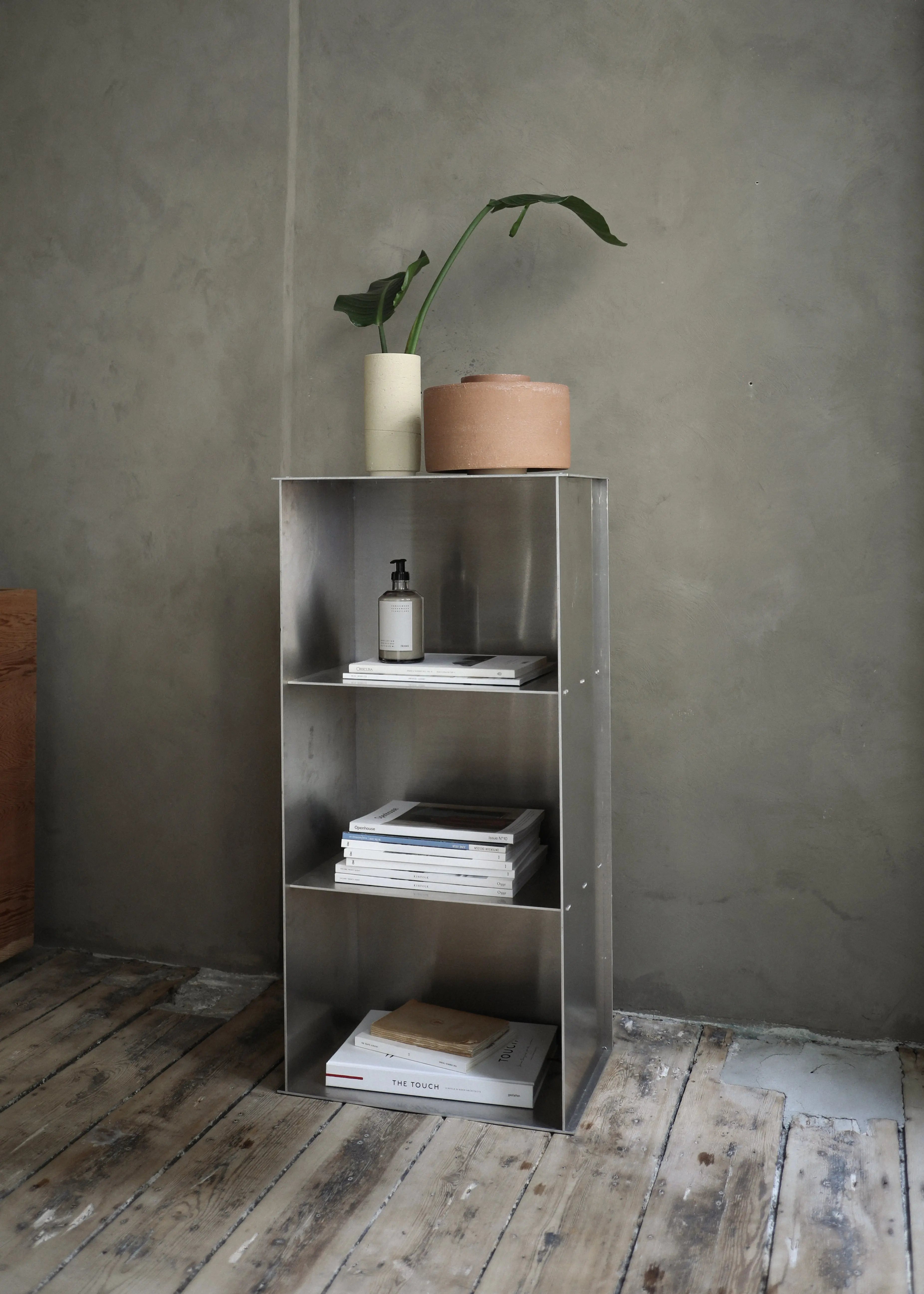 Rivet Case | Aluminum Frama