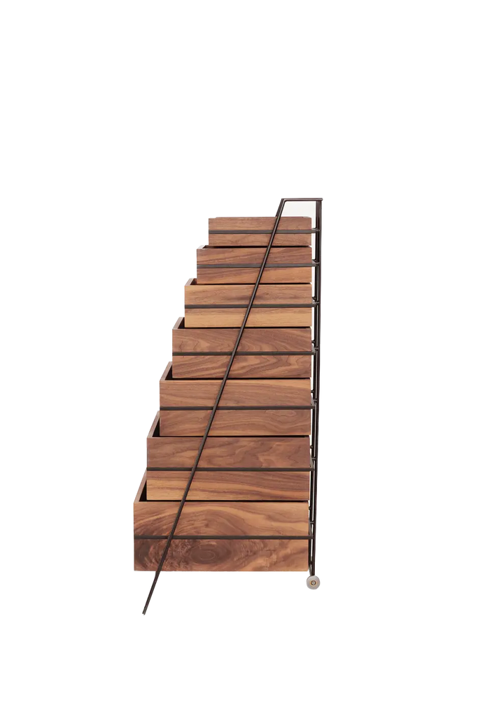 Sutoa I Walnut Frama