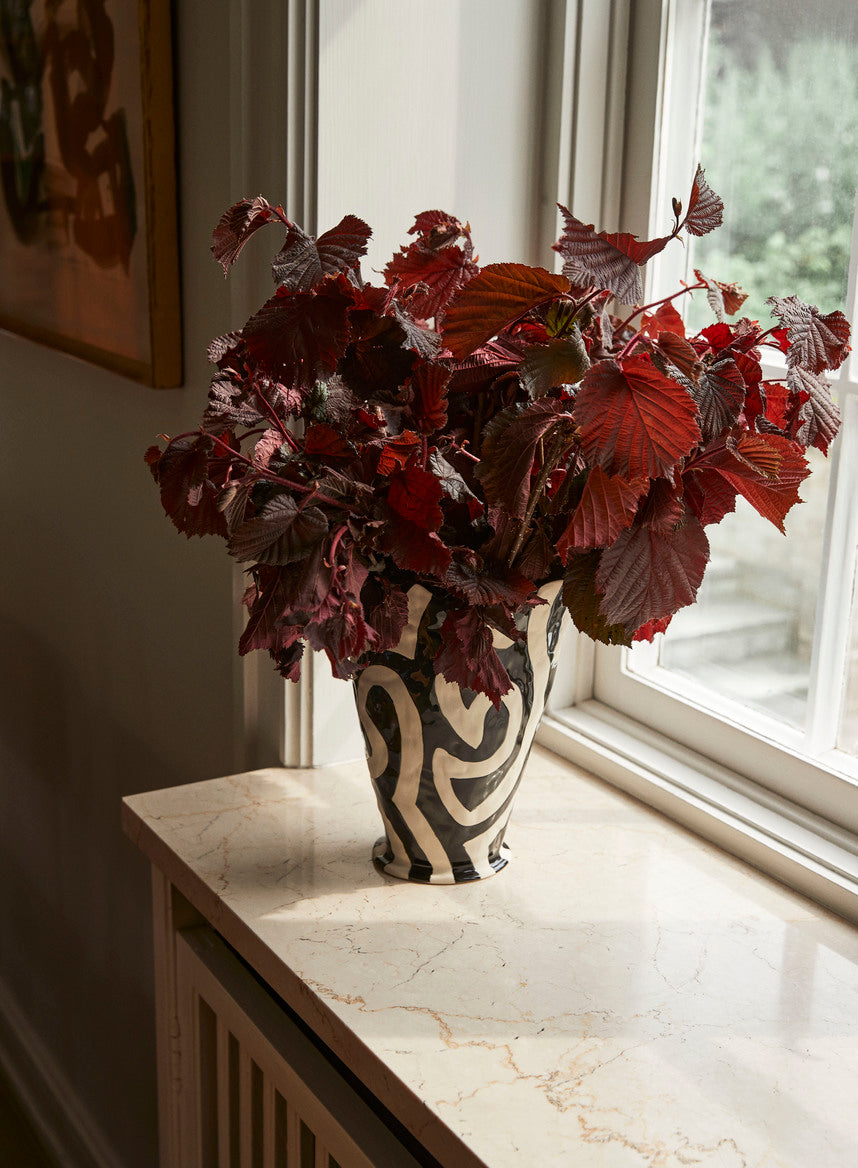 Jessica Hans Shadow Vase HAY