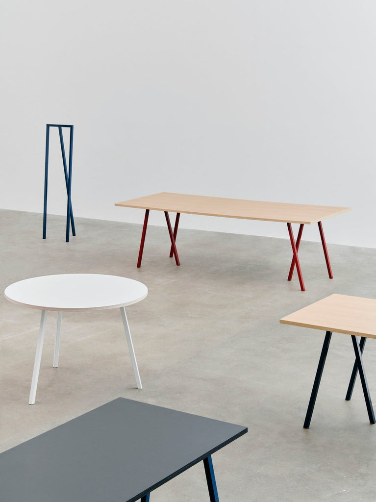 Loop Stand Table HAY