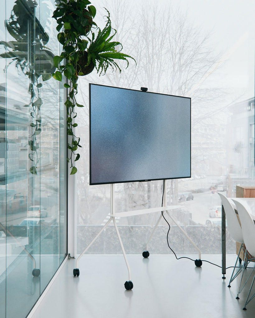 Moon PRO - Pearl Pedestal