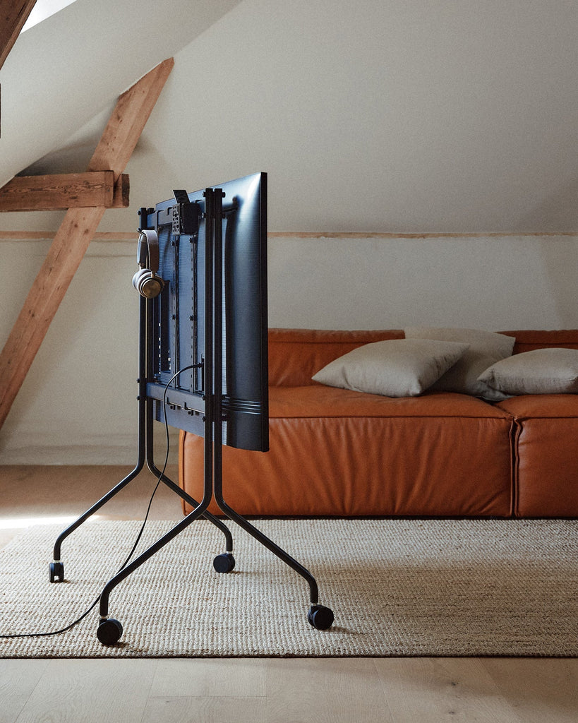 Moon Rollin' - Charcoal Pedestal