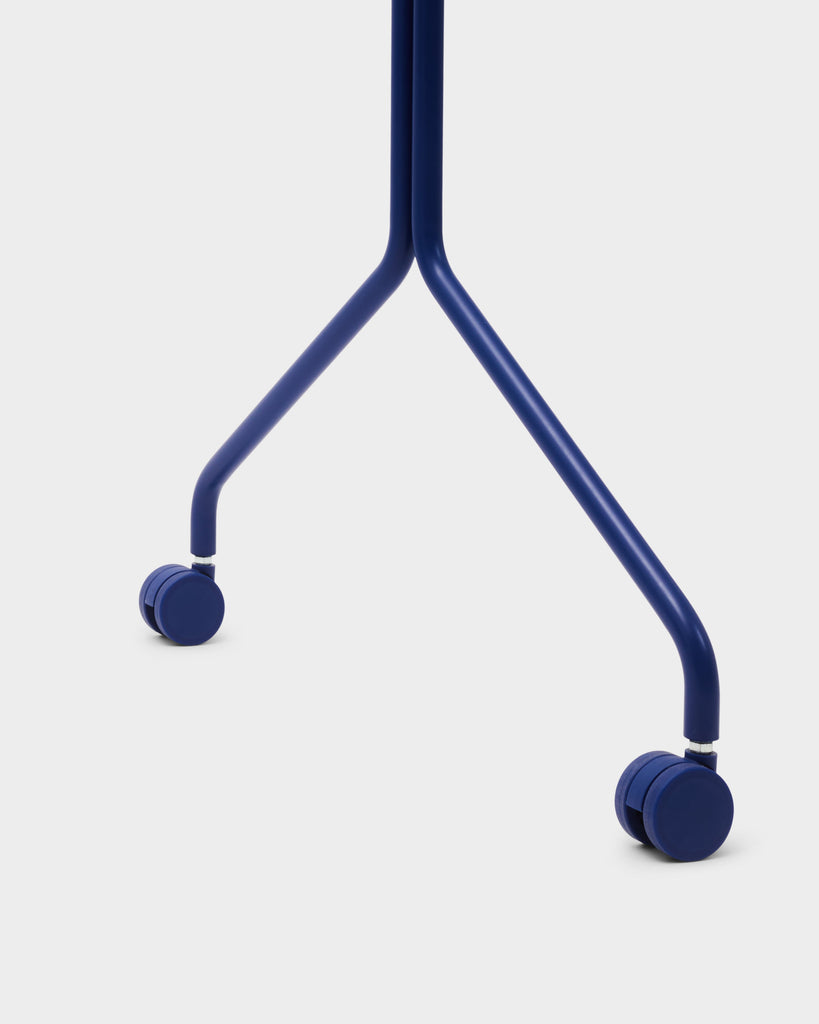 Moon Rollin' - Ultra Marine Pedestal