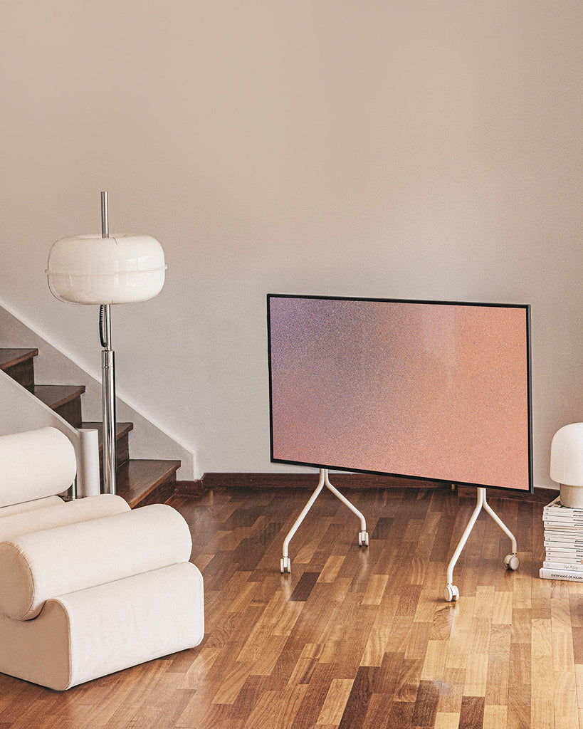 Moon Rollin' - Pearl Pedestal