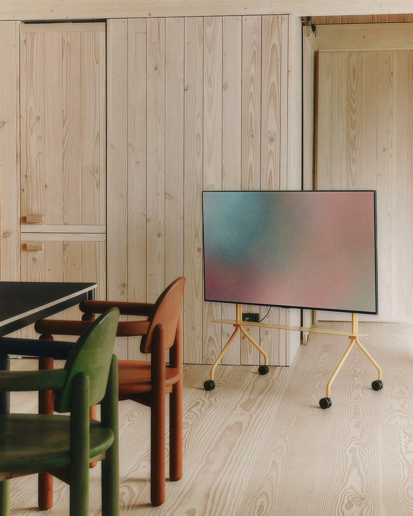 Moon Rollin' - Apricot Pedestal