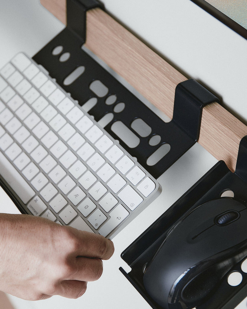 Mouse Mount - Charcoal Pedestal