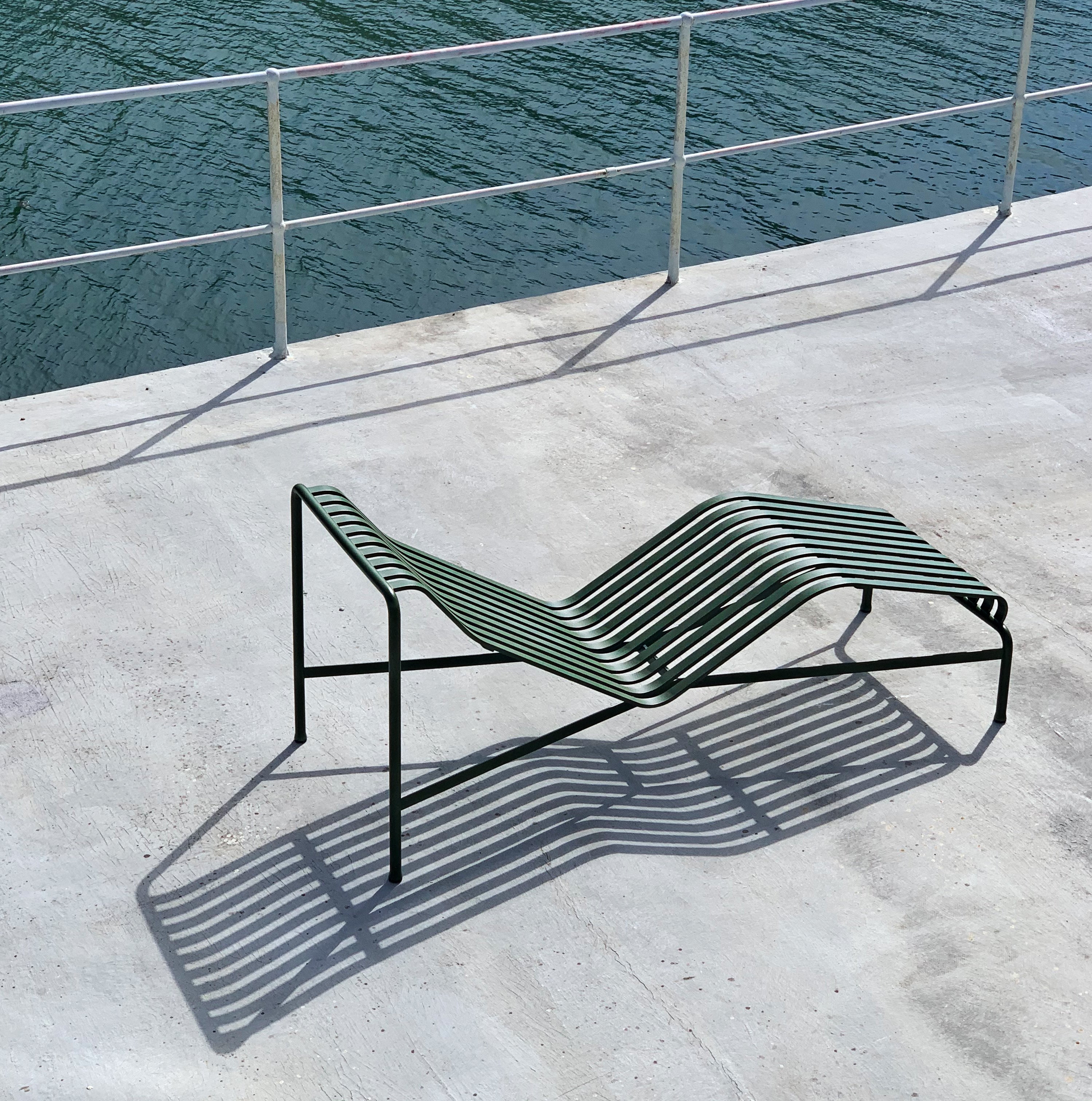 Palissade Chaise Longue HAY