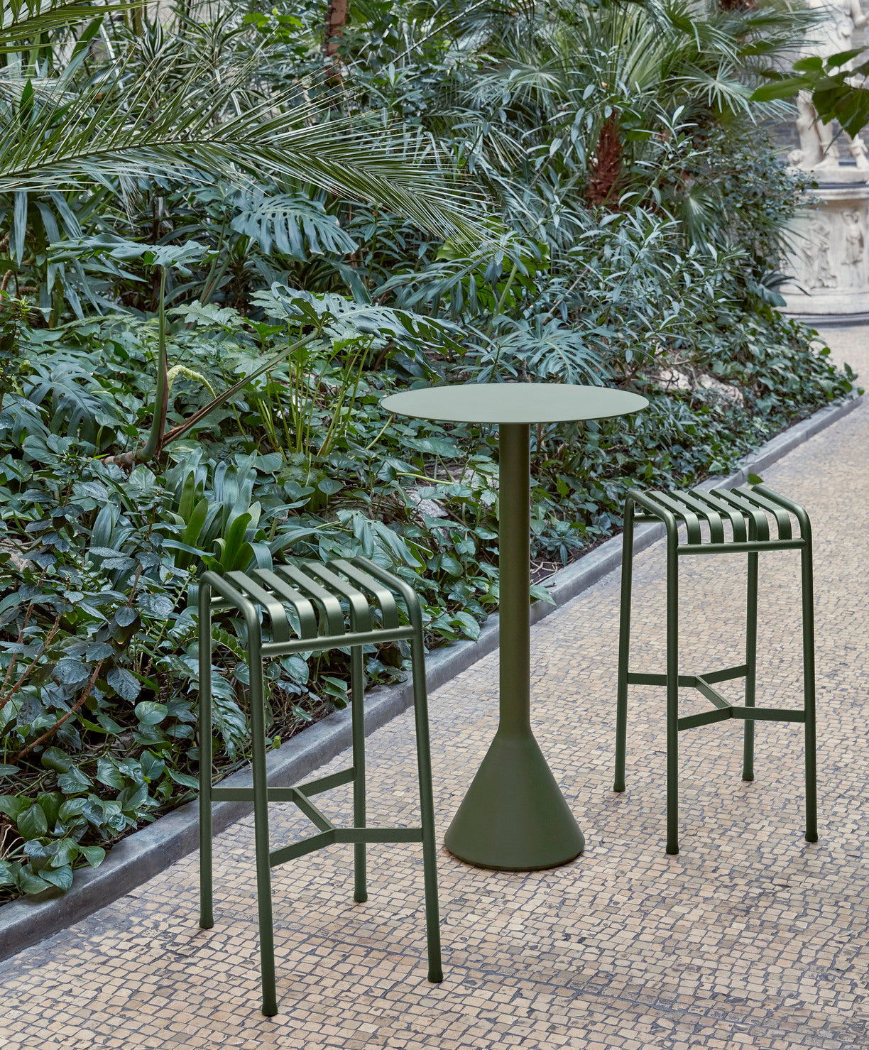 Palissade Bar Stool HAY