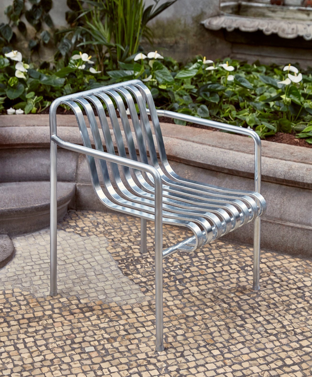 Palissade Dining Armchair HAY
