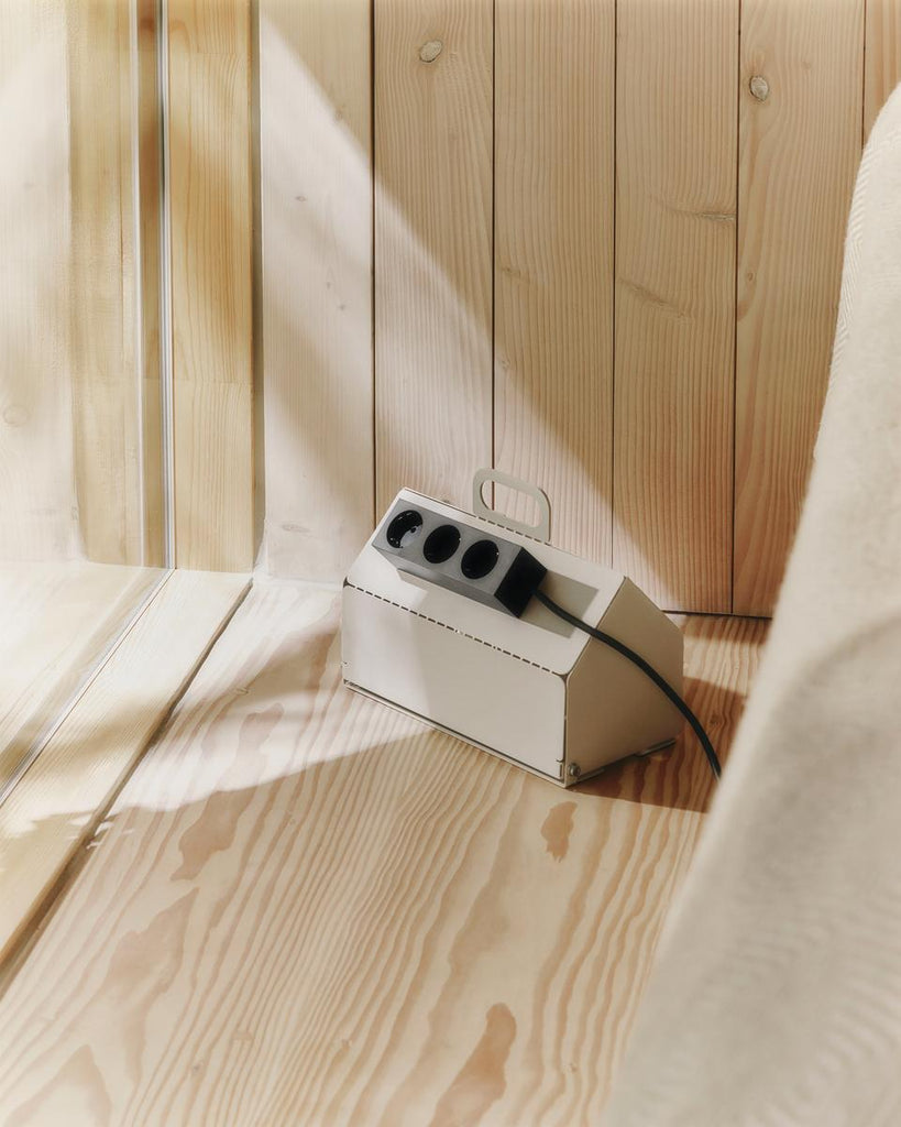 Power Bar 2 meters - Charcoal Pedestal