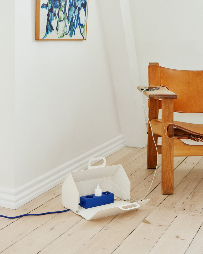 Power Bar 5 meters - Ultra Marine Pedestal