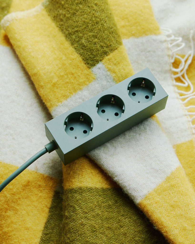 Power Bar 5 meters - Mossy Green Pedestal