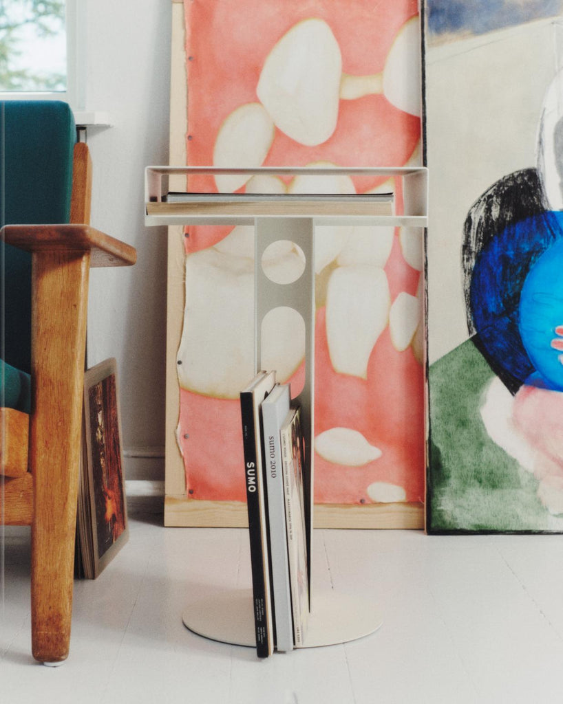 Sidekick Table - Pearl Pedestal