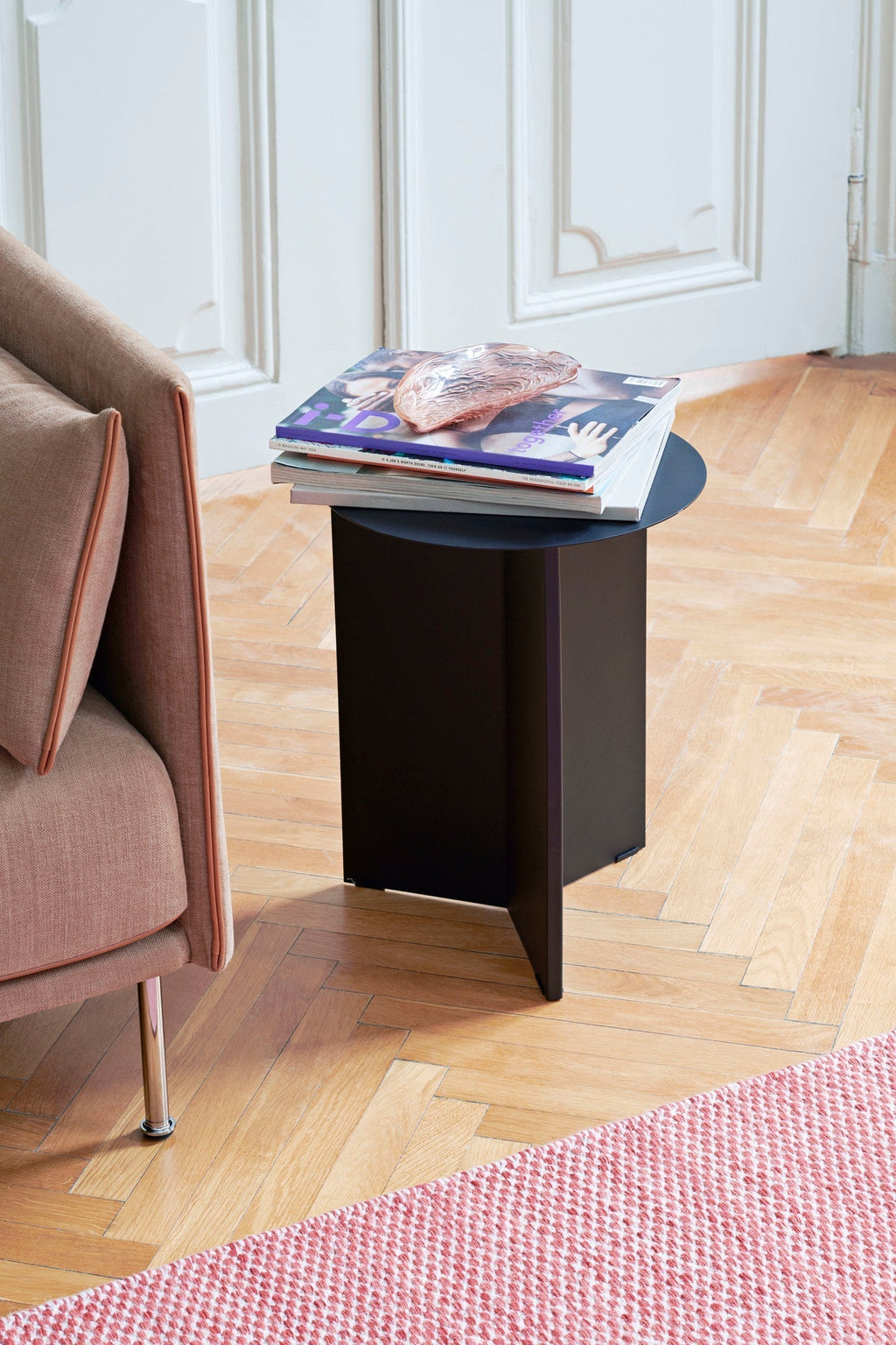 Slit Table HAY