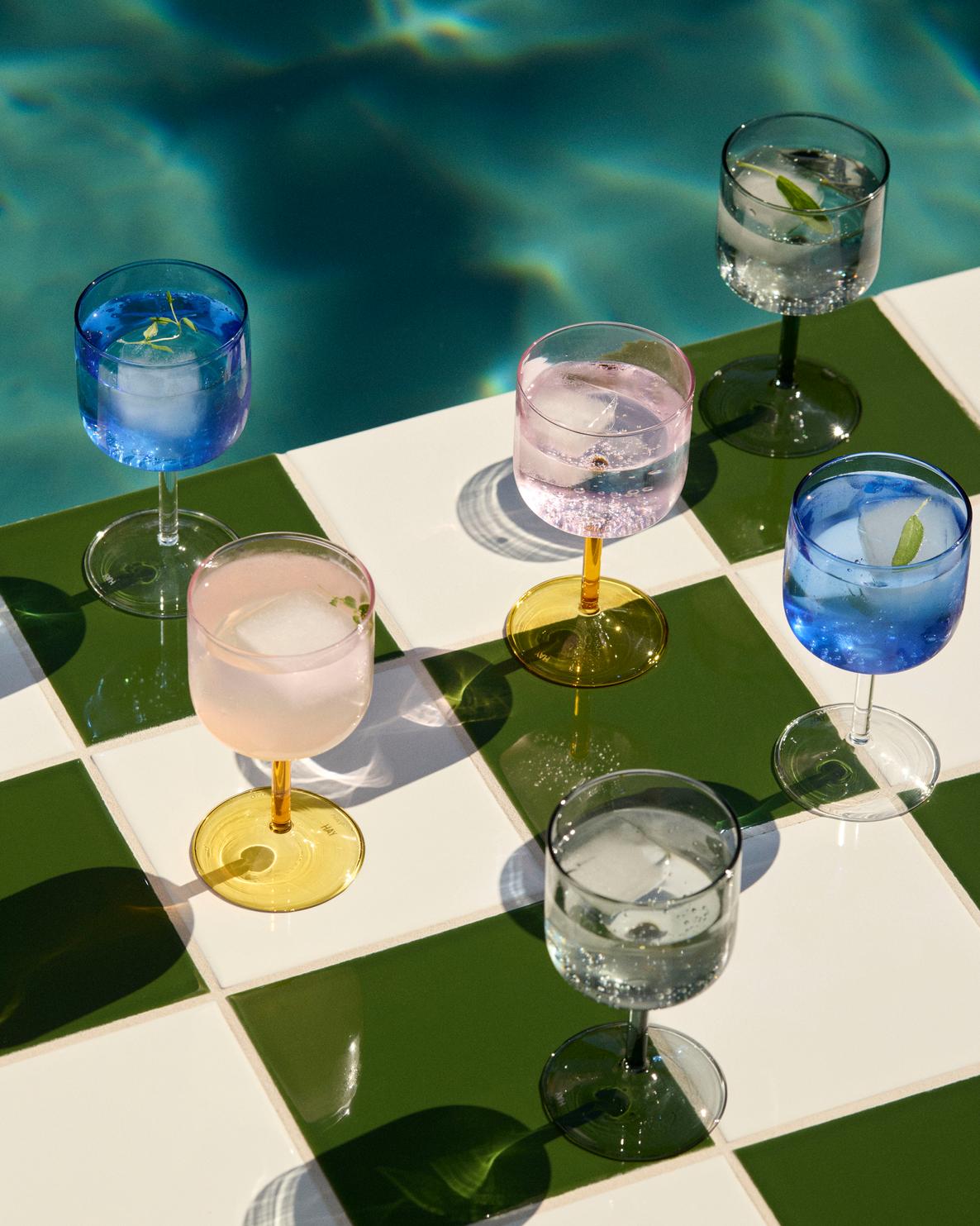 Tint Wine Glass HAY