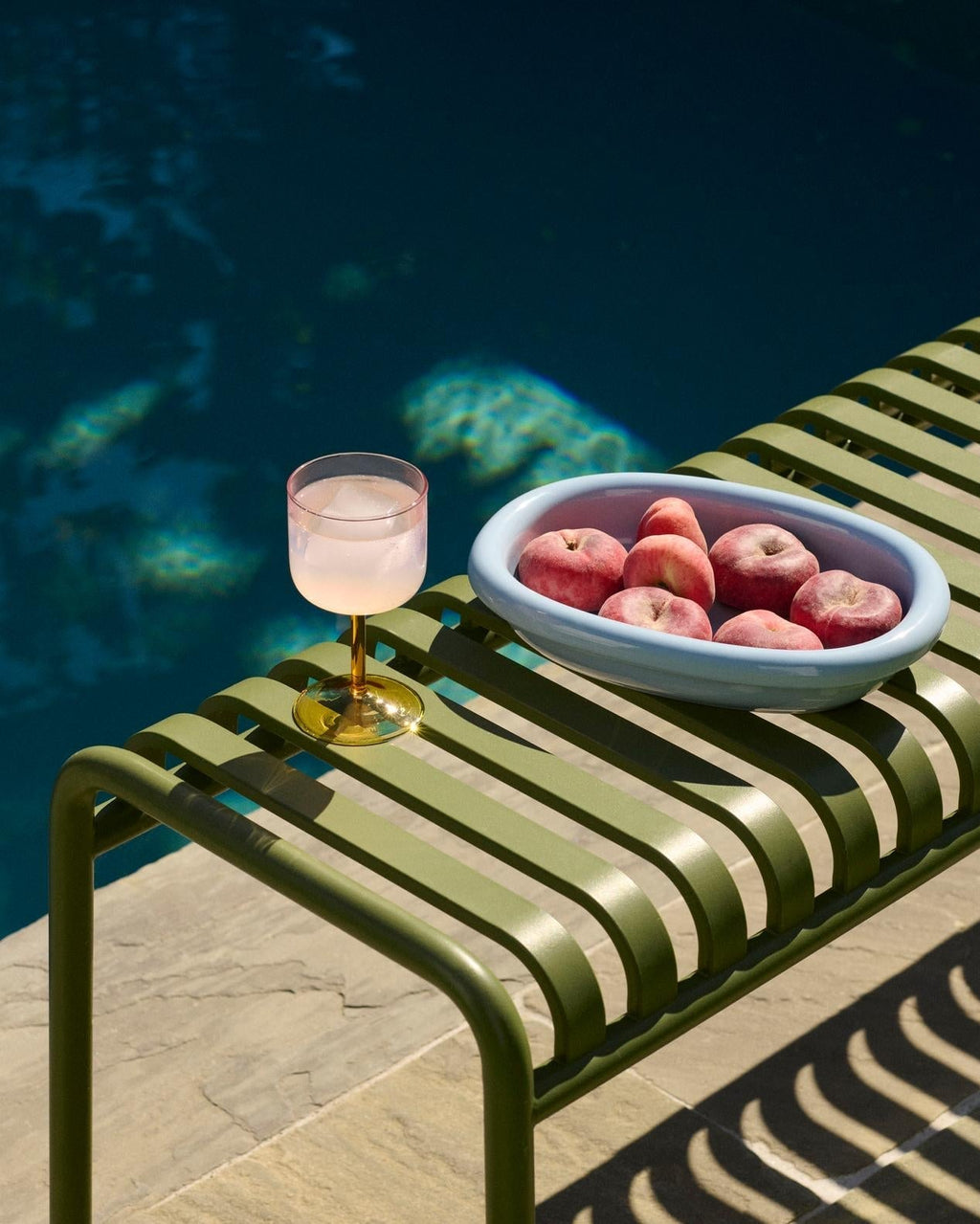 Tint Wine Glass HAY