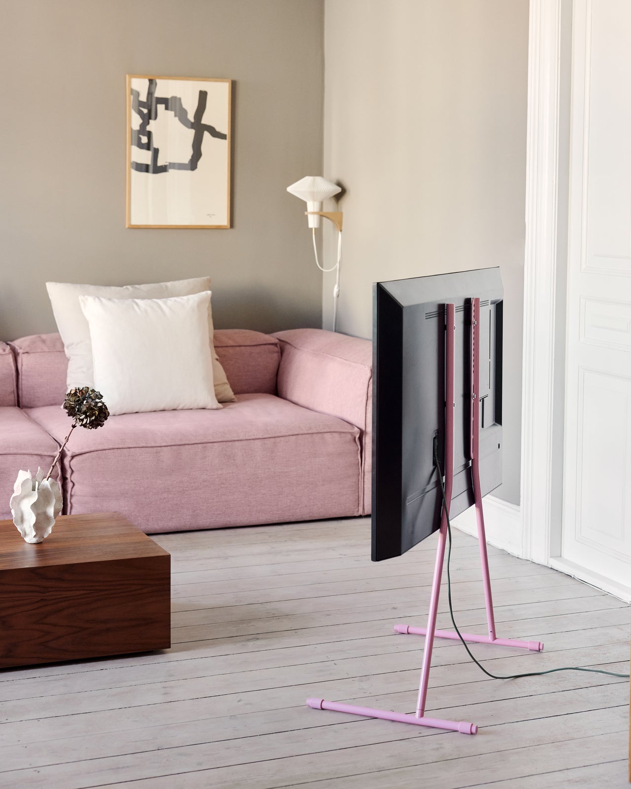 Viva - Bubble Gum Pedestal